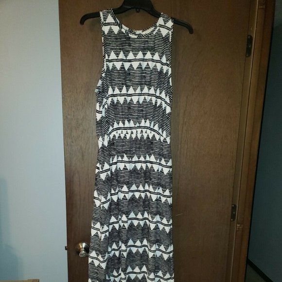 h&m aztec dress